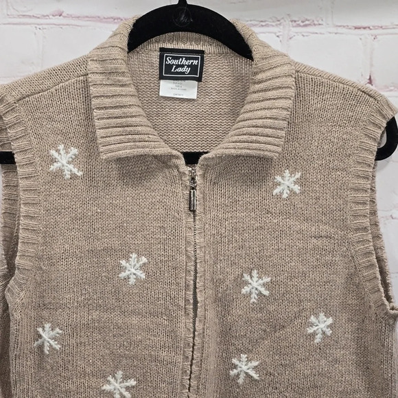 Southern Lady Snowman Cardinal Christmas Vest Ugly Sweater Womens Size Small - Picture 3 of 11
